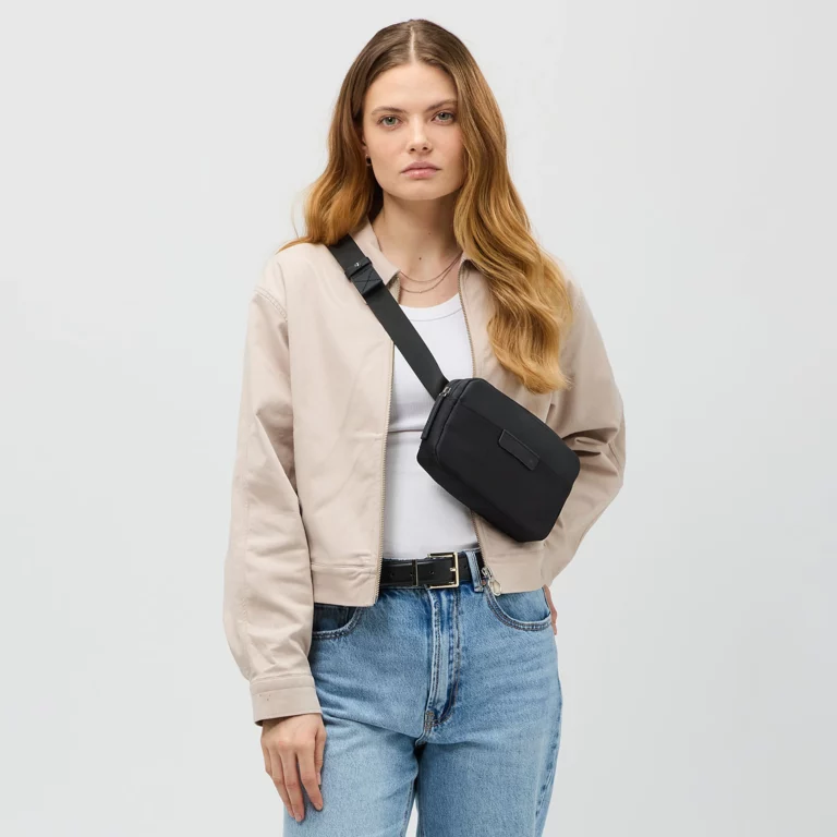 Habo Crossbody Bag