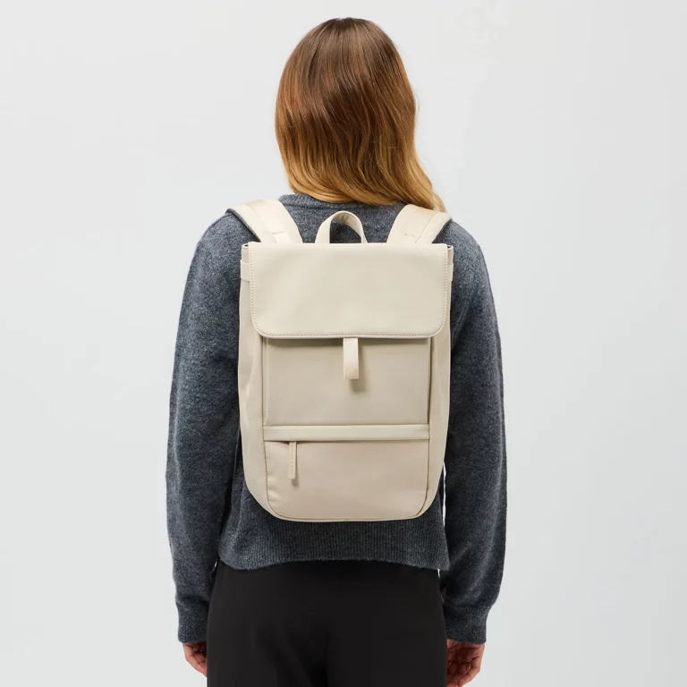 Fyn daily laptop backpack